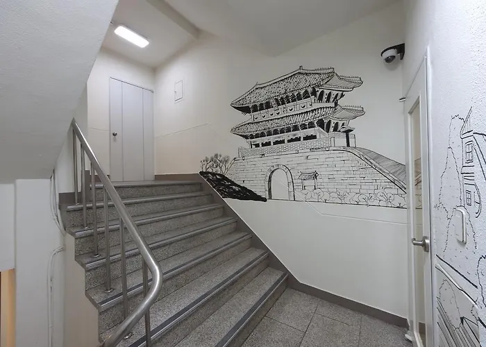 Casa de hóspedes K-guesthouse Myeongdong 1 2*