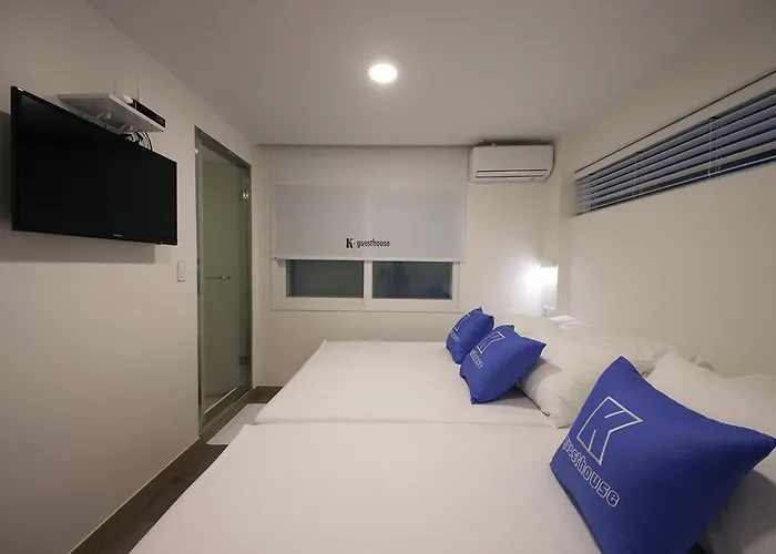 Casa de hóspedes K-guesthouse Myeongdong 1 2*
