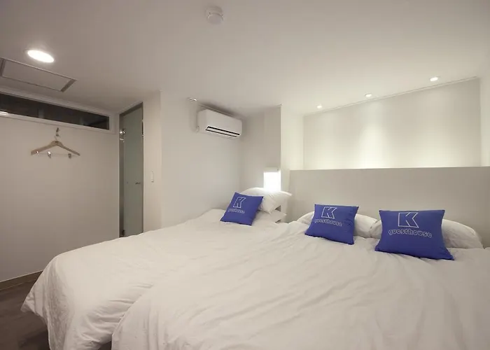 K-guesthouse Myeongdong 1 2*